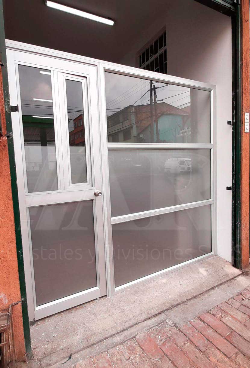 Fachadas en vidrio templado 16