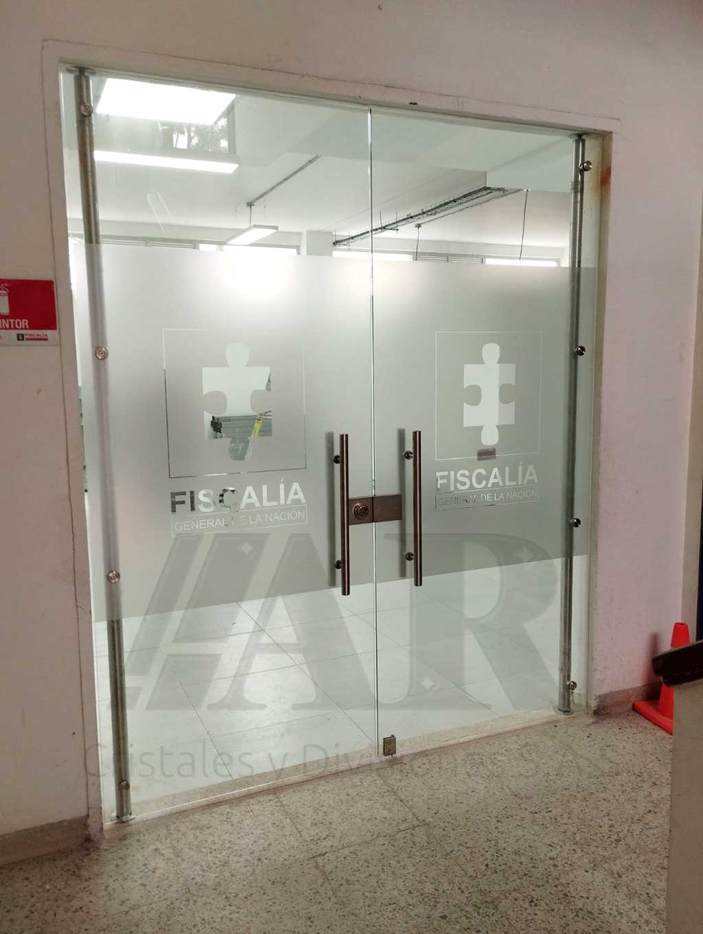 Puertas en vidrio templado 09
