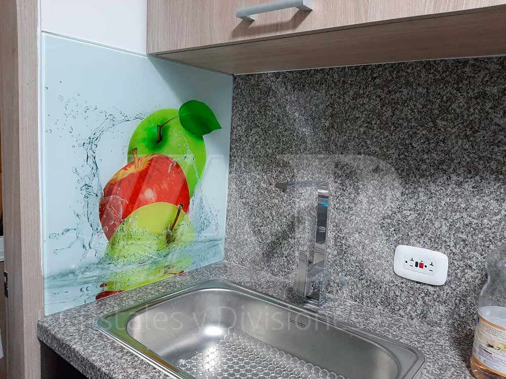 Salpicaderos para cocinas en vidrio templado 02