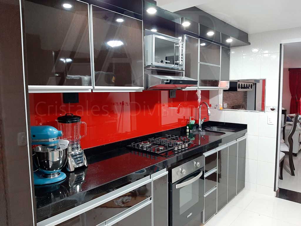Salpicaderos para cocinas en vidrio templado 04