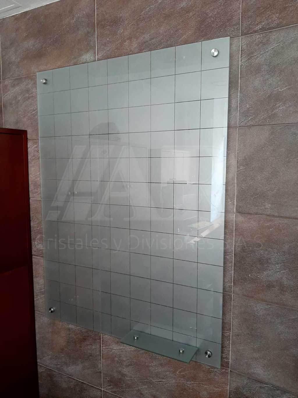 Tableros en vidrio templado con cuadrícula 10